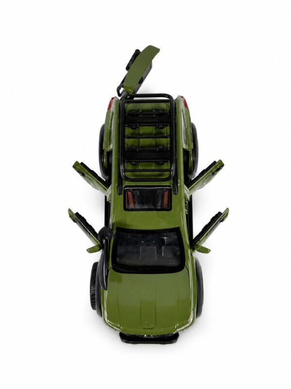31_prado_img_2436_studio_optimized Prado Off-Road 1:24 Die-Cast Model SUV with Lights & Sound