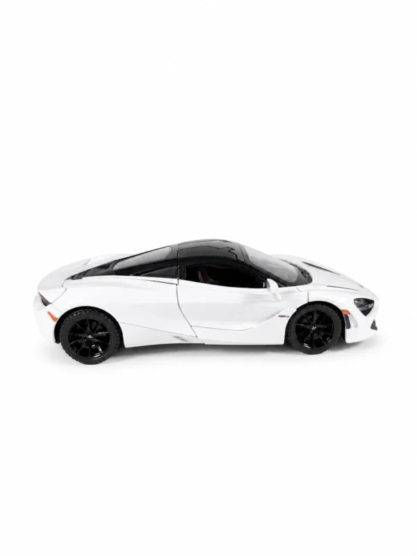 McLaren 720S 1:24 Scale Model Car – Black & White