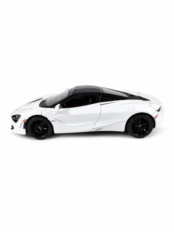 McLaren 720S 1:24 Scale Model Car – Black & White