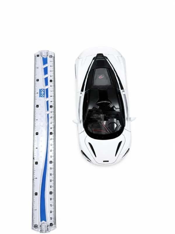 McLaren 720S 1:24 Scale Model Car – Black & White